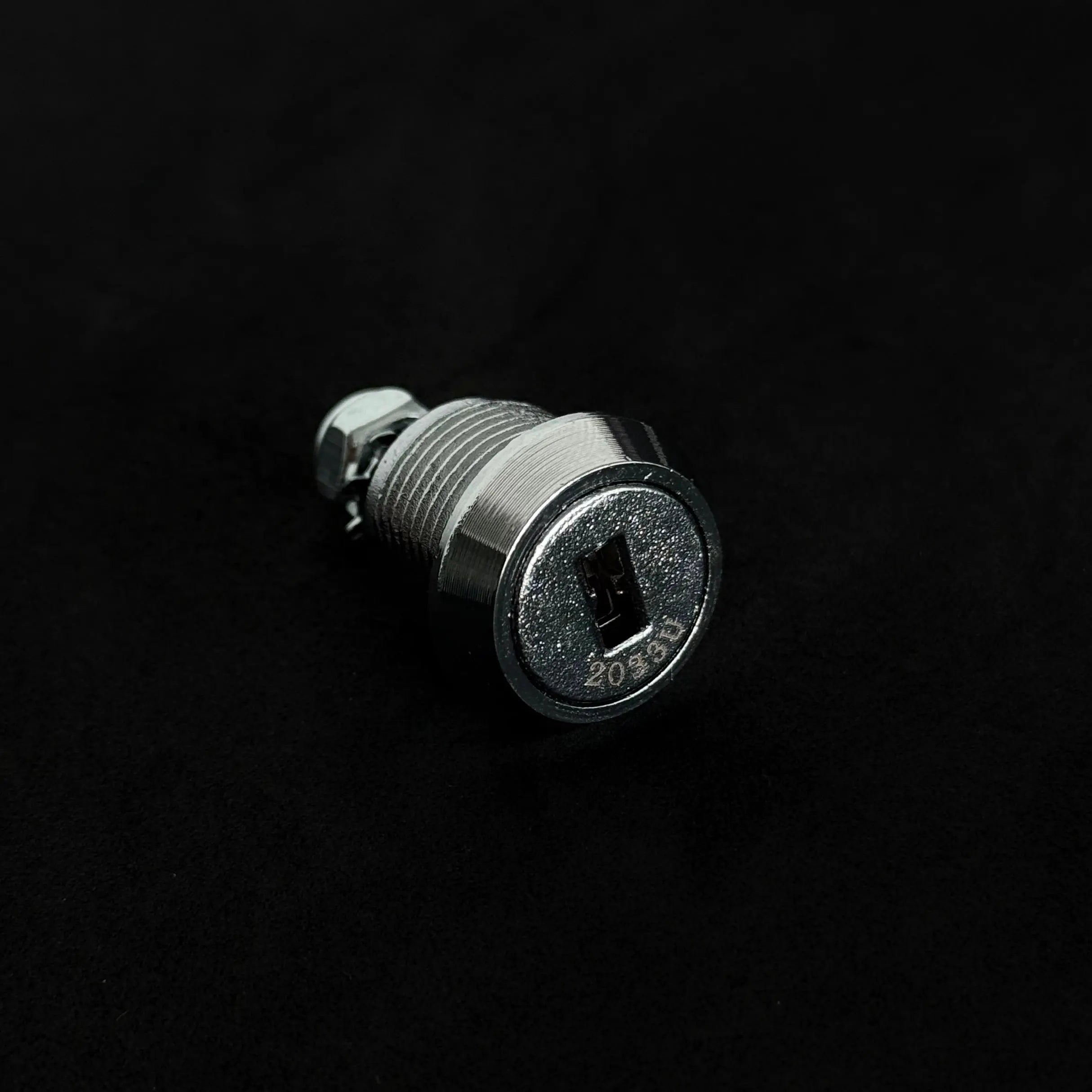 Safe Lock Set – Lock Cylinder & Keys by ISLANDSAFE | The best safes for valuables protection